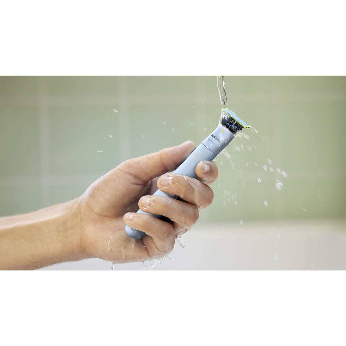 OneBlade 1st Shave QP1326/20 koos hõõrdumisvastase teraga
